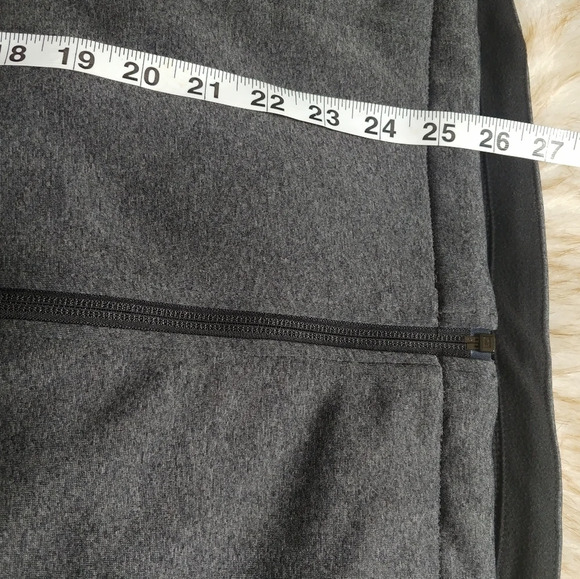 The North Face Windwall womens jacket Large Gray full zip - Picture 8 of 10